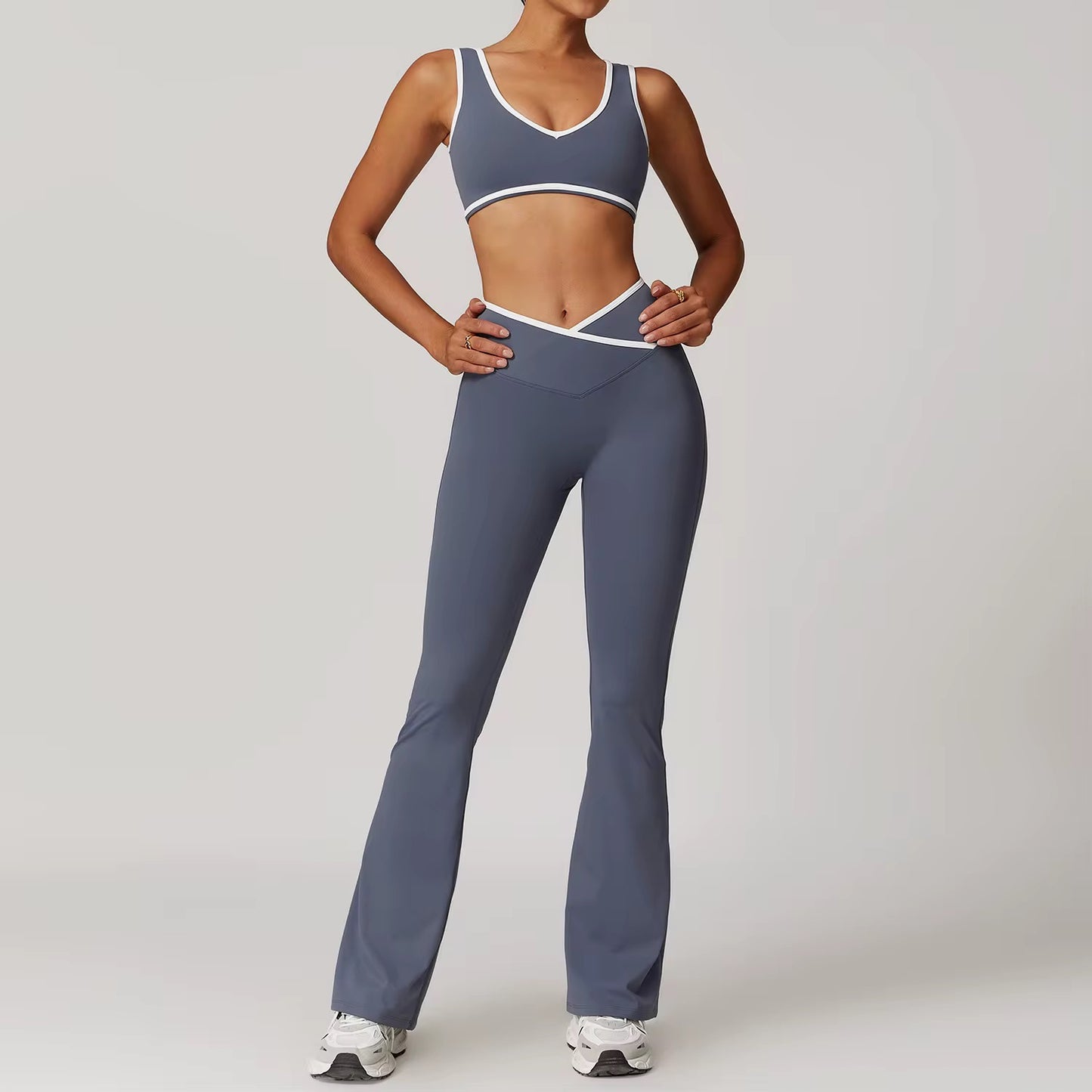 Set yoga flared