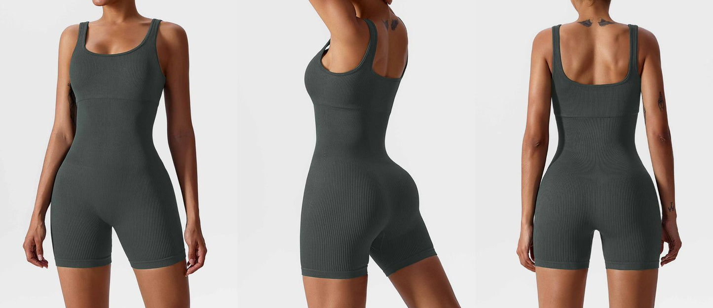 Solid color short jumpsuit