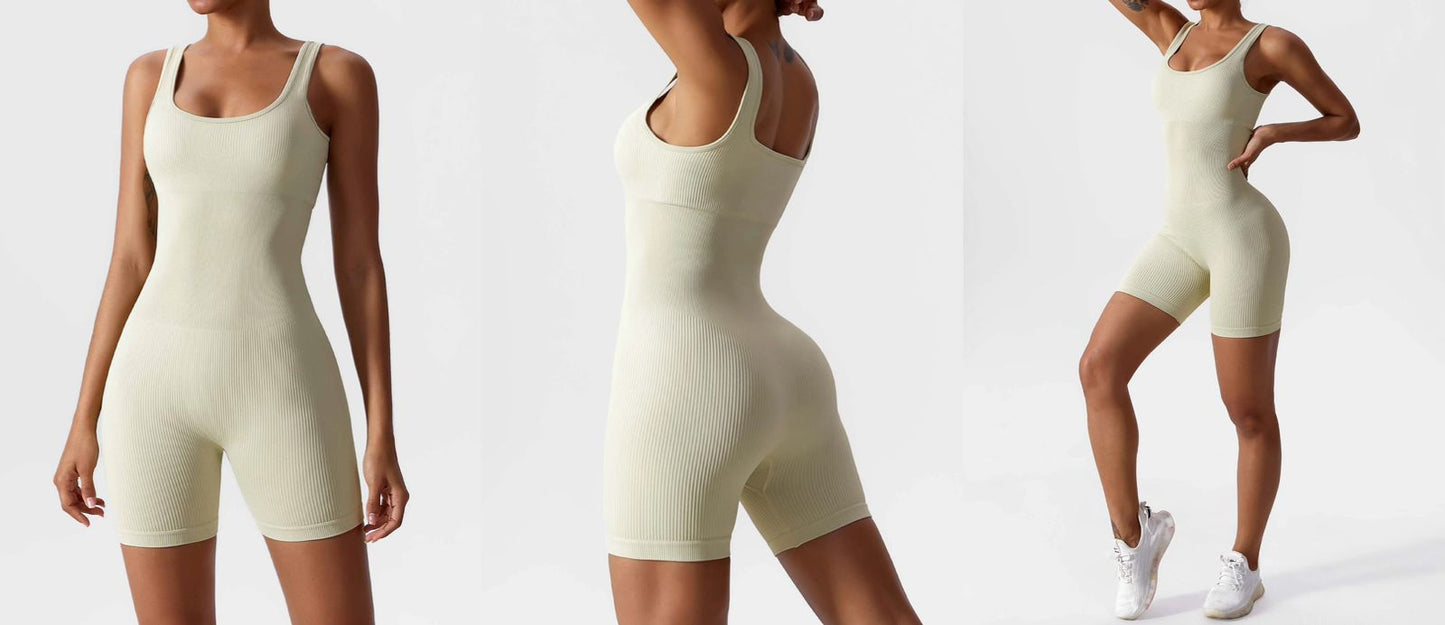 Solid color short jumpsuit